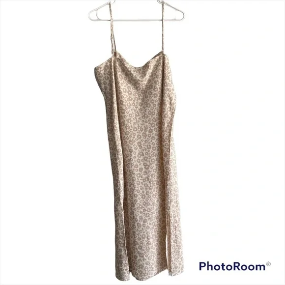 Women's Apron Slip Floral Print Dress A New Day™ Cream Size XL - Picture 3 of 8